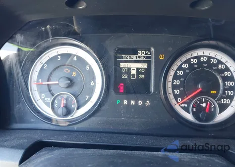 2014 Ram 1500 Express z USA, uszkodzony, nr VIN 1C6RR7FT0ES321823